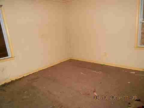 8211 Greenview (20)_m.jpg